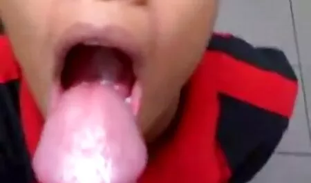 माँ चलो दोस्त उसकी कल्पना है सेक्सी मूवी हिंदी में फुल एचडी