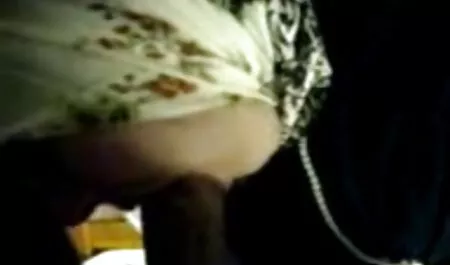 यूरो सेक्सी मूवी हिंदी में फुल एचडी शौकिया नृत्य और चूसने